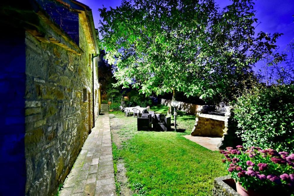 Agriturismo Corvaia Radicofani Eksteriør bilde
