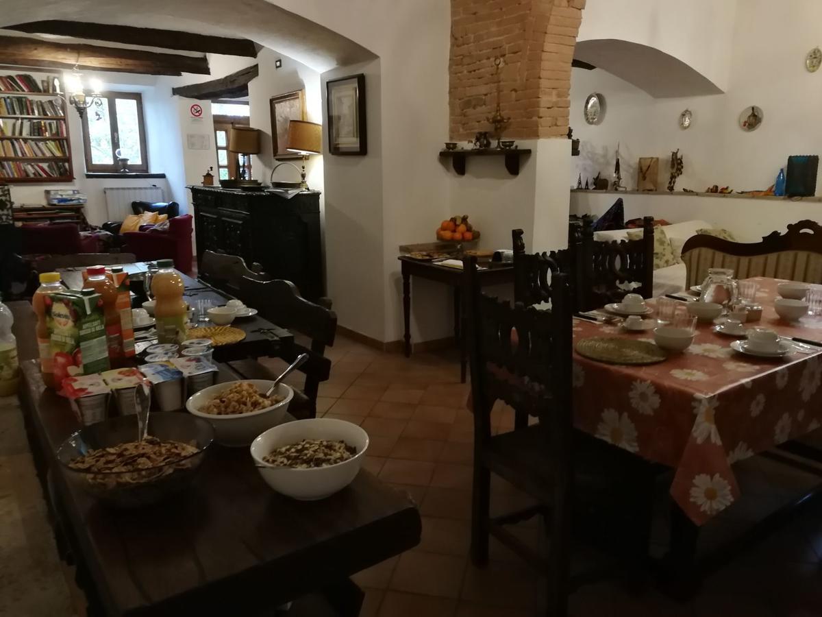 Agriturismo Corvaia Radicofani Eksteriør bilde